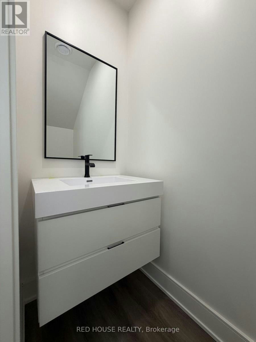 270 Ellis Avenue, St. Catharines, ON, L2P 0G9 - 7