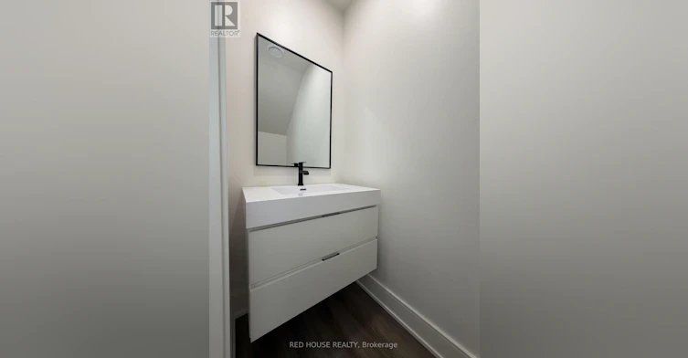 270 Ellis Avenue, St. Catharines, ON, L2P 0G9 - 7