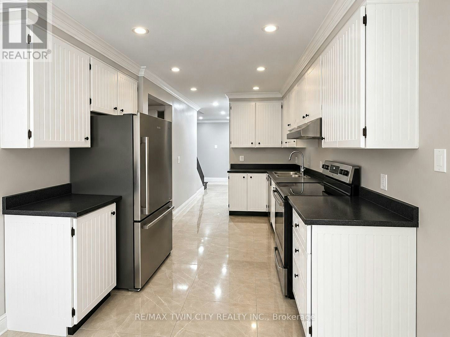 100-30 Green Valley Drive, Kitchener, ON, N2P 1G8 - 5