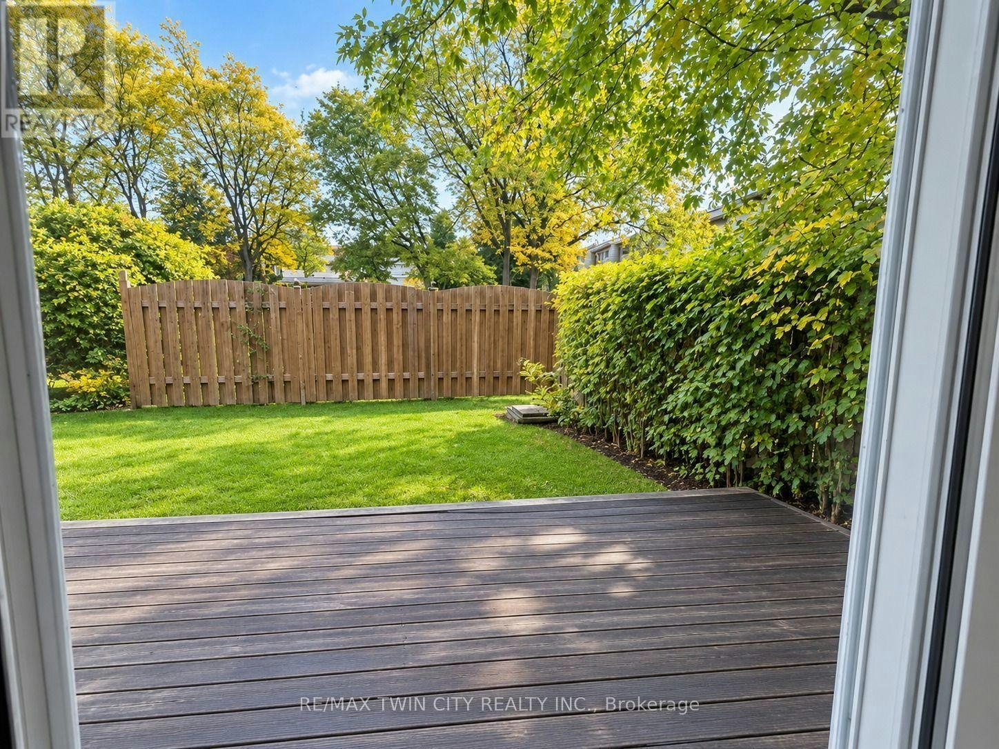 100-30 Green Valley Drive, Kitchener, ON, N2P 1G8 - 21