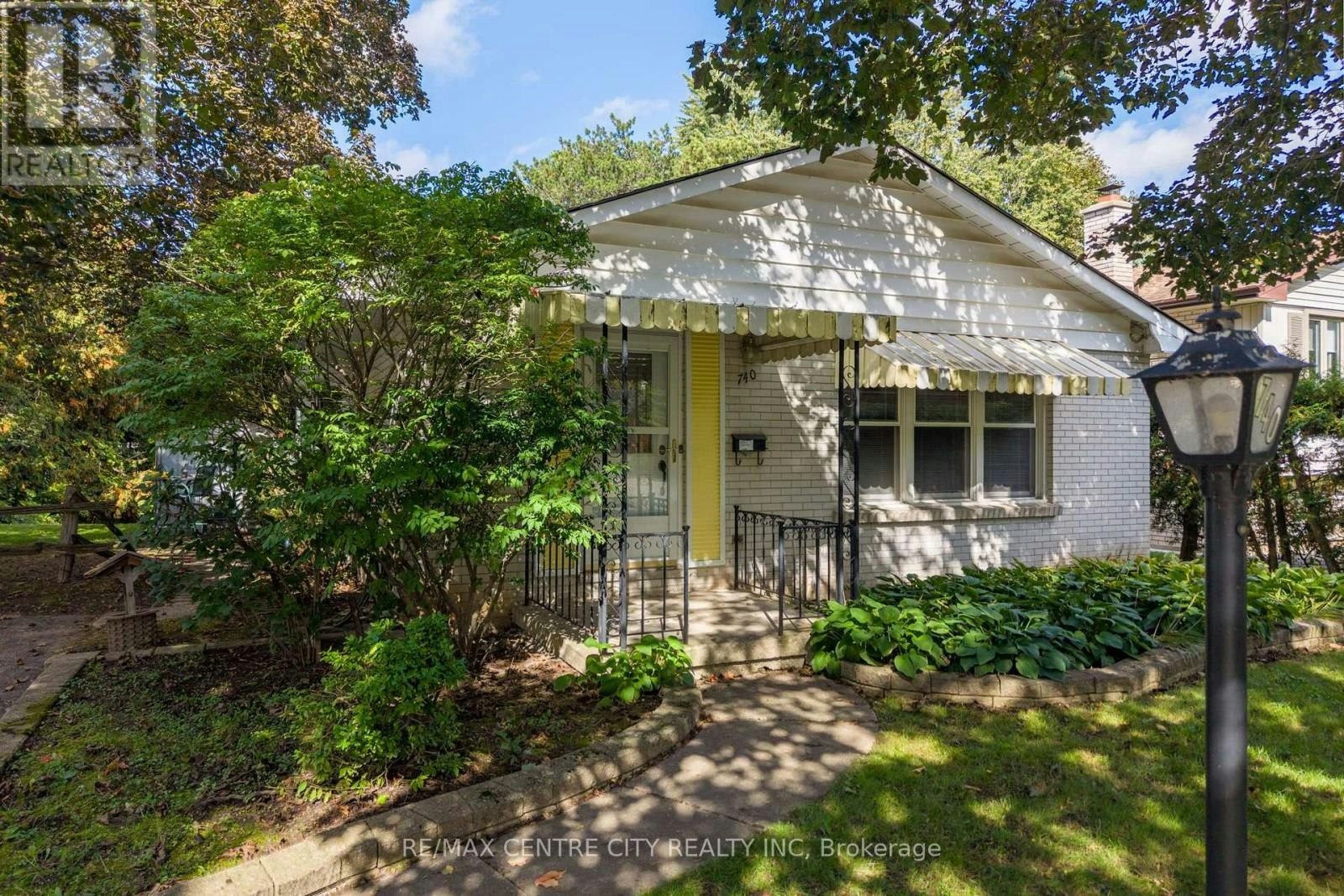 740 Dunboyne Crescent, London, ON, N5X 1Y1