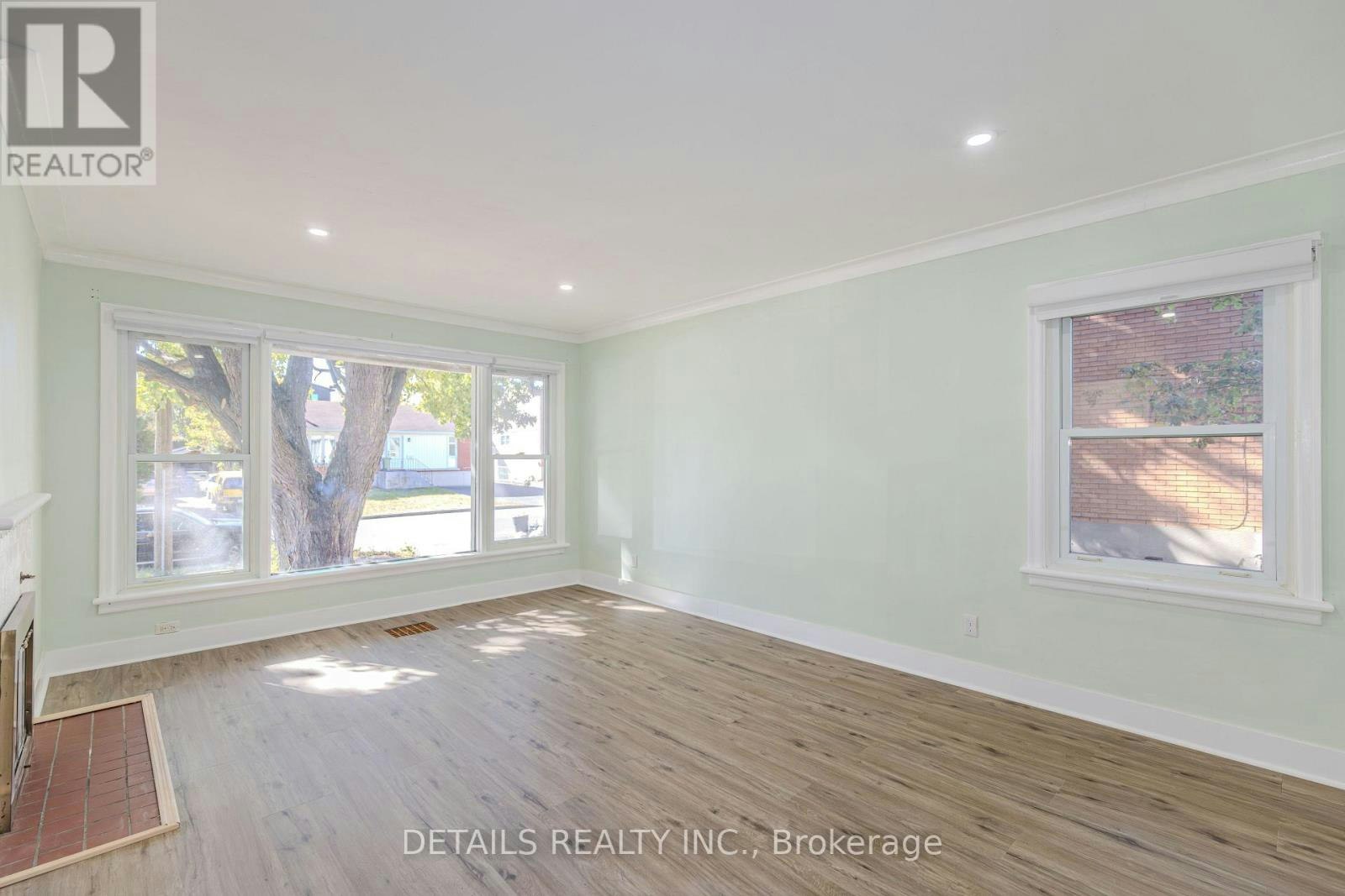285 Columbus Avenue, Ottawa, ON, K1K 1P3 - 4
