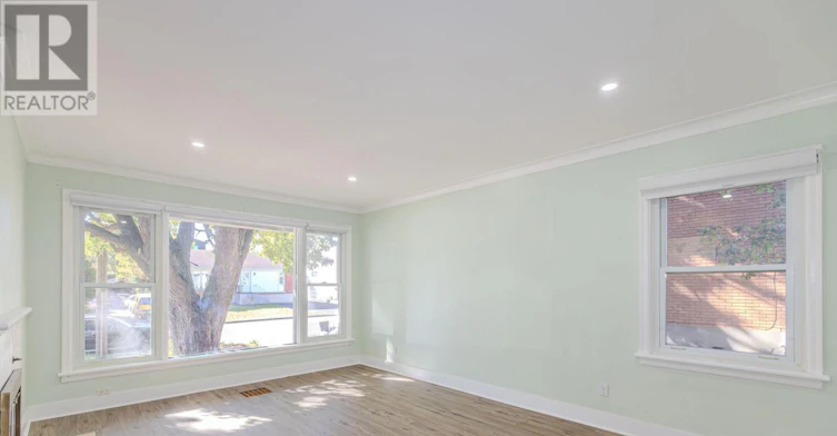 285 Columbus Avenue, Ottawa, ON, K1K 1P3 - 4