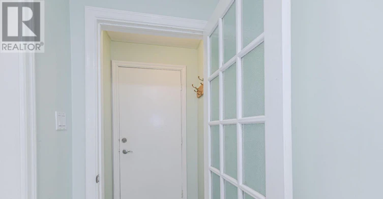 285 Columbus Avenue, Ottawa, ON, K1K 1P3 - 2