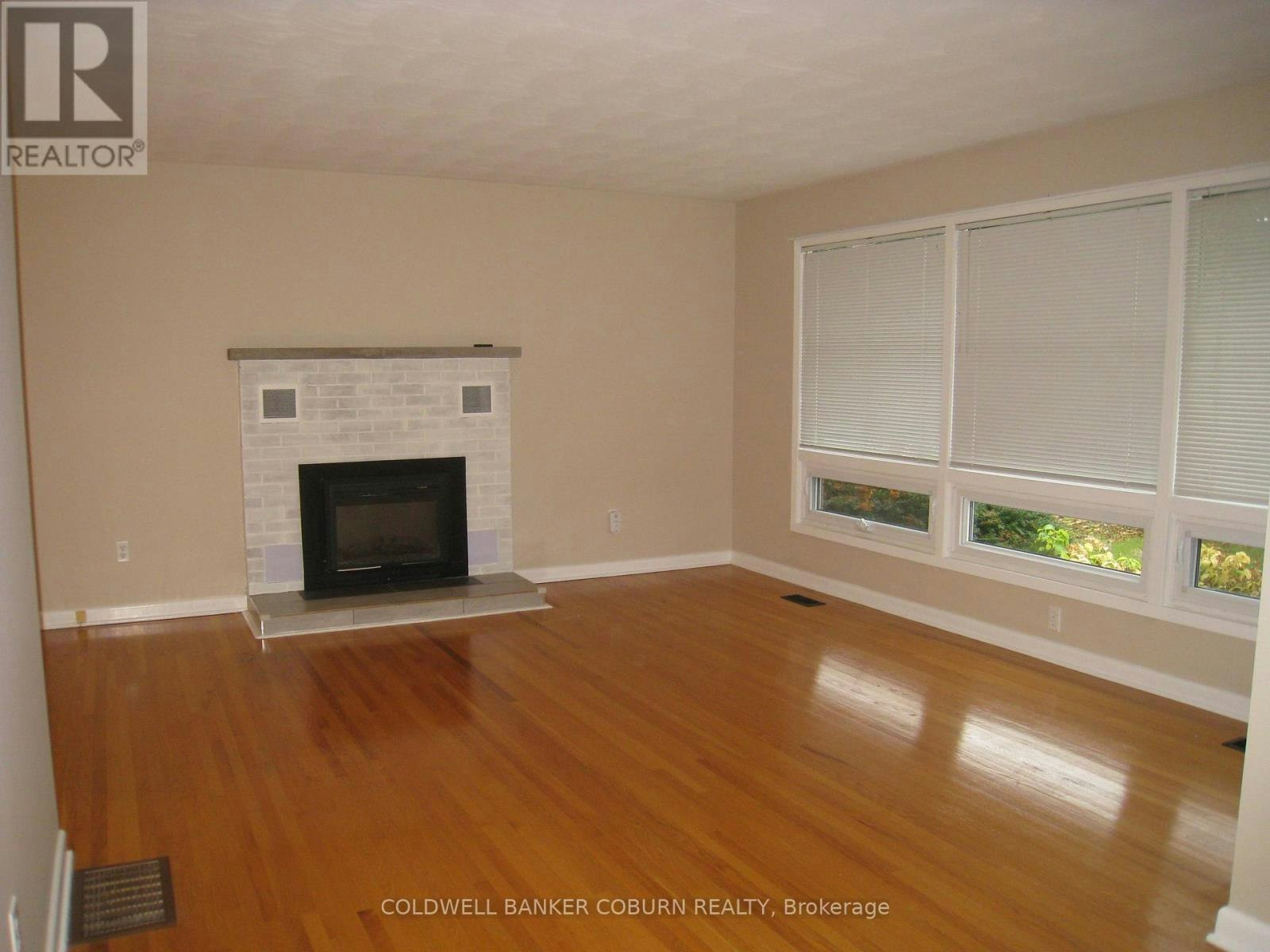 304 George Street E, Kemptville, ON, K0G 1J0 - 2
