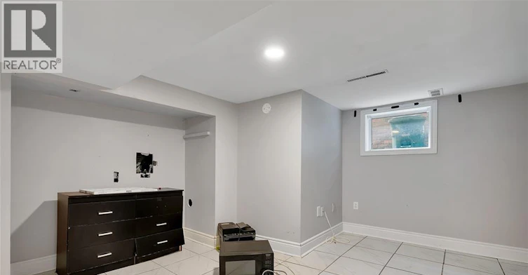 MAIN-1415 Langlois, Windsor, ON, N8X 4L9 - 20