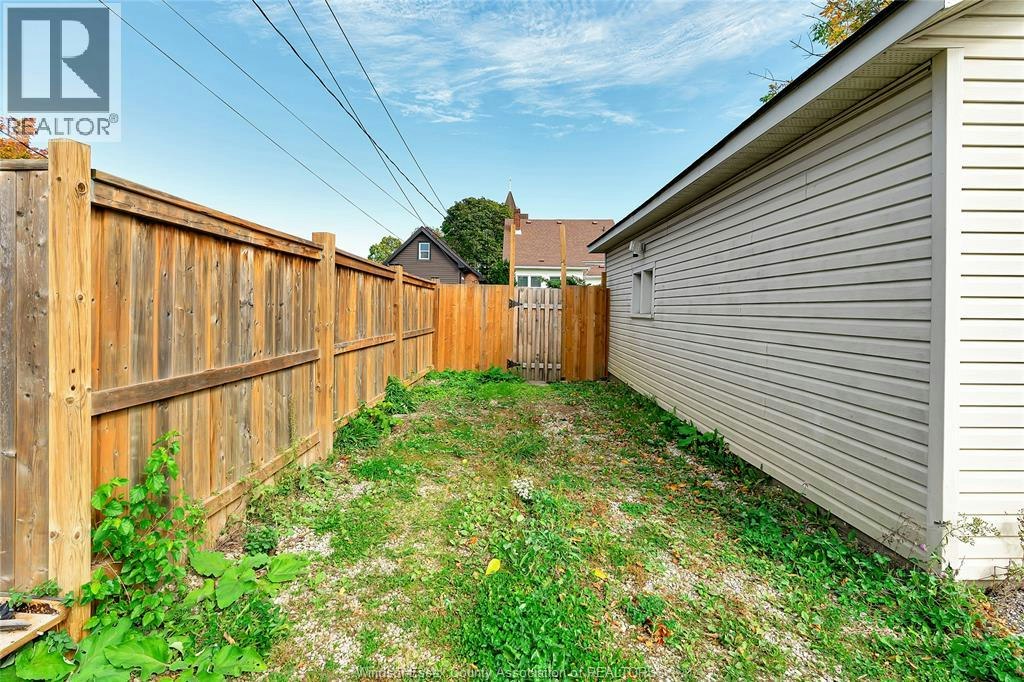 MAIN-1415 Langlois, Windsor, ON, N8X 4L9 - 27