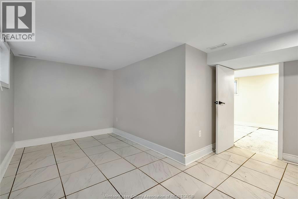 MAIN-1415 Langlois, Windsor, ON, N8X 4L9 - 21