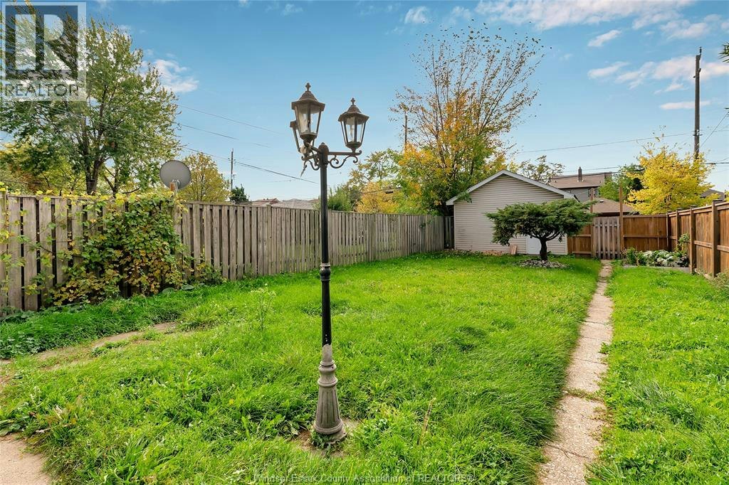 MAIN-1415 Langlois, Windsor, ON, N8X 4L9 - 25