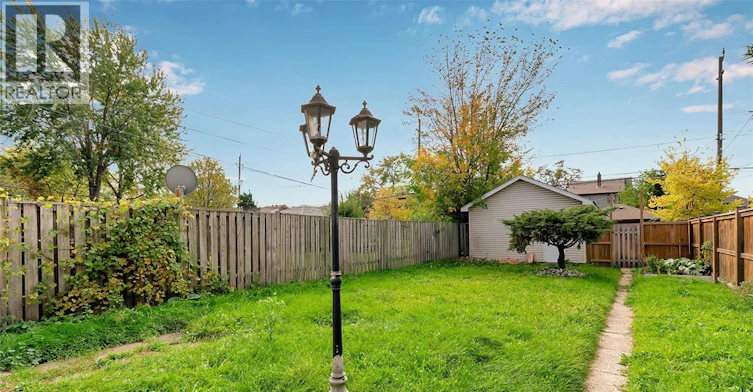 MAIN-1415 Langlois, Windsor, ON, N8X 4L9 - 25