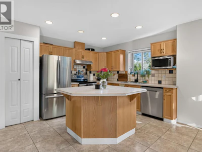 1759 Spruceglen Drive - 3