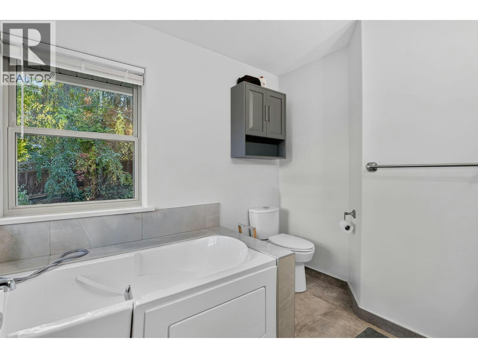1759 Spruceglen Drive, Kelowna, BC, V1V 1S8 - 30