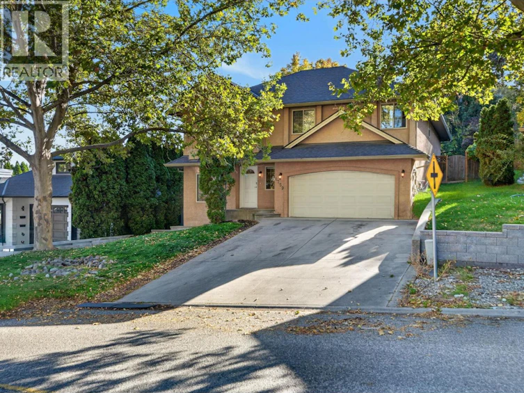1759 Spruceglen Drive, Kelowna, BC, V1V 1S8
