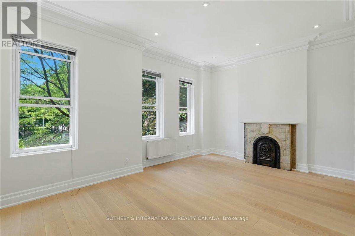 UPPER-33 Rose Avenue, Toronto, ON, M4X 1N7 - 8