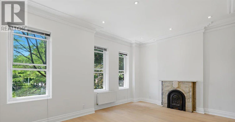 UPPER-33 Rose Avenue, Toronto, ON, M4X 1N7 - 8