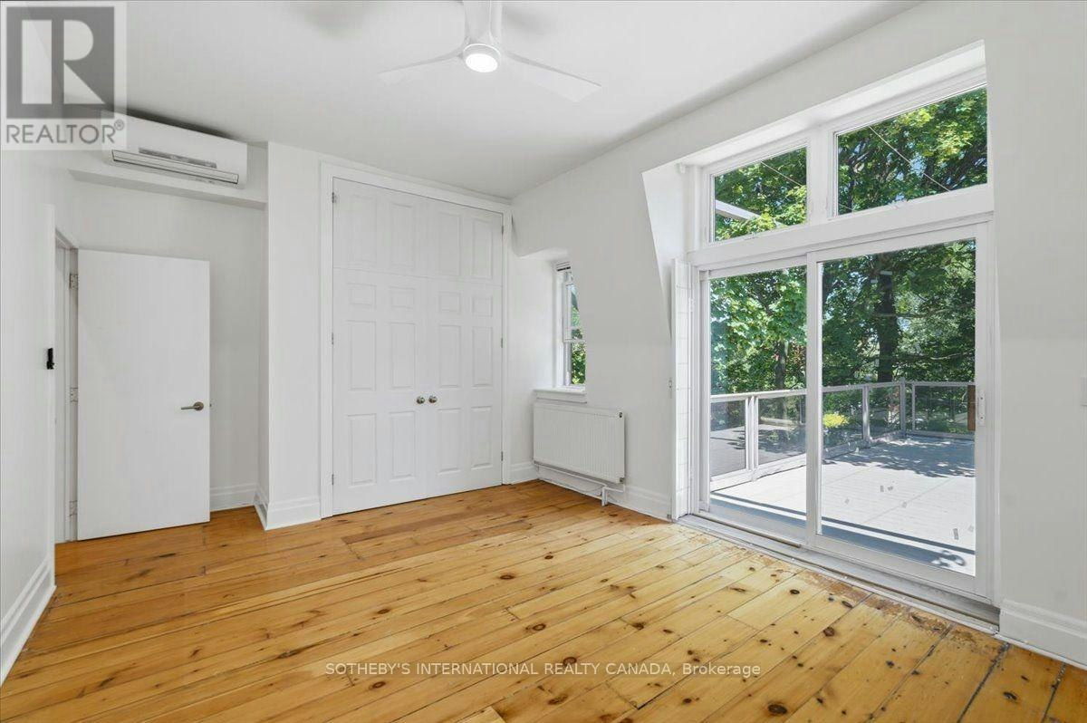 UPPER-33 Rose Avenue, Toronto, ON, M4X 1N7 - 13