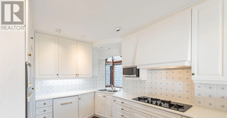 422 Lake Front, Toronto, ON, M4E 1A8 - 32