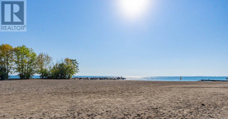 422 Lake Front, Toronto, ON, M4E 1A8 - 10