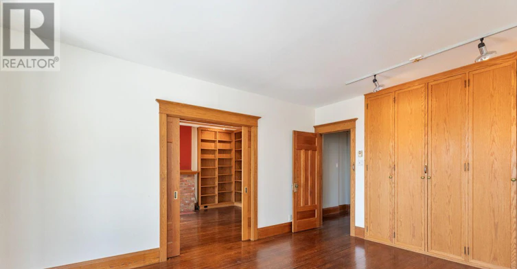 422 Lake Front, Toronto, ON, M4E 1A8 - 41