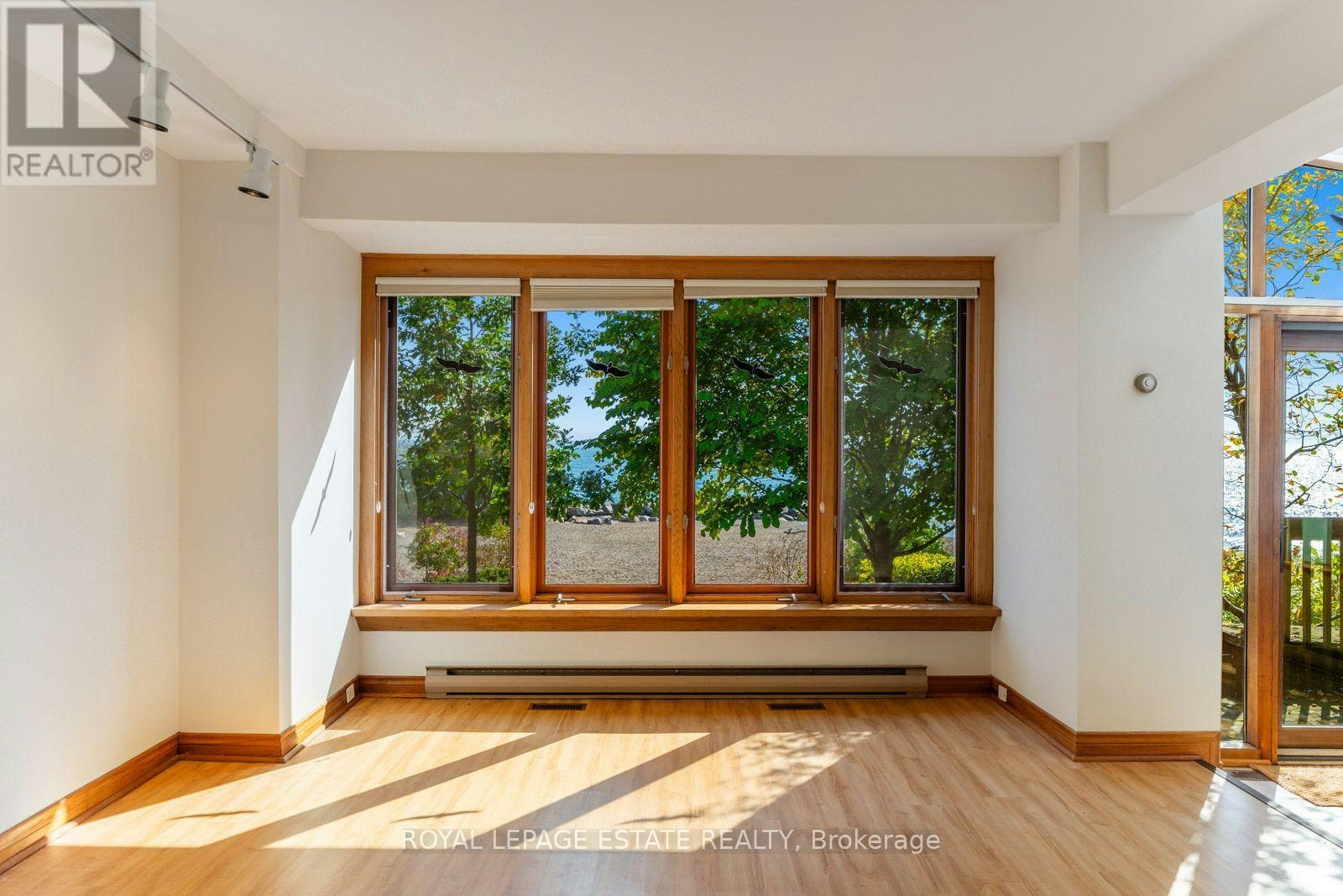 422 Lake Front, Toronto, ON, M4E 1A8 - 26