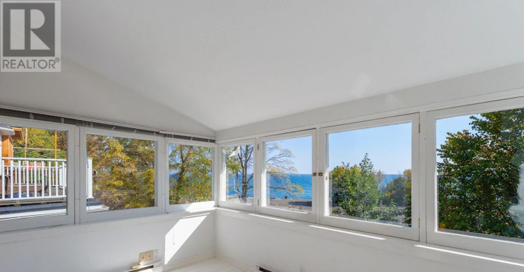 422 Lake Front, Toronto, ON, M4E 1A8 - 43