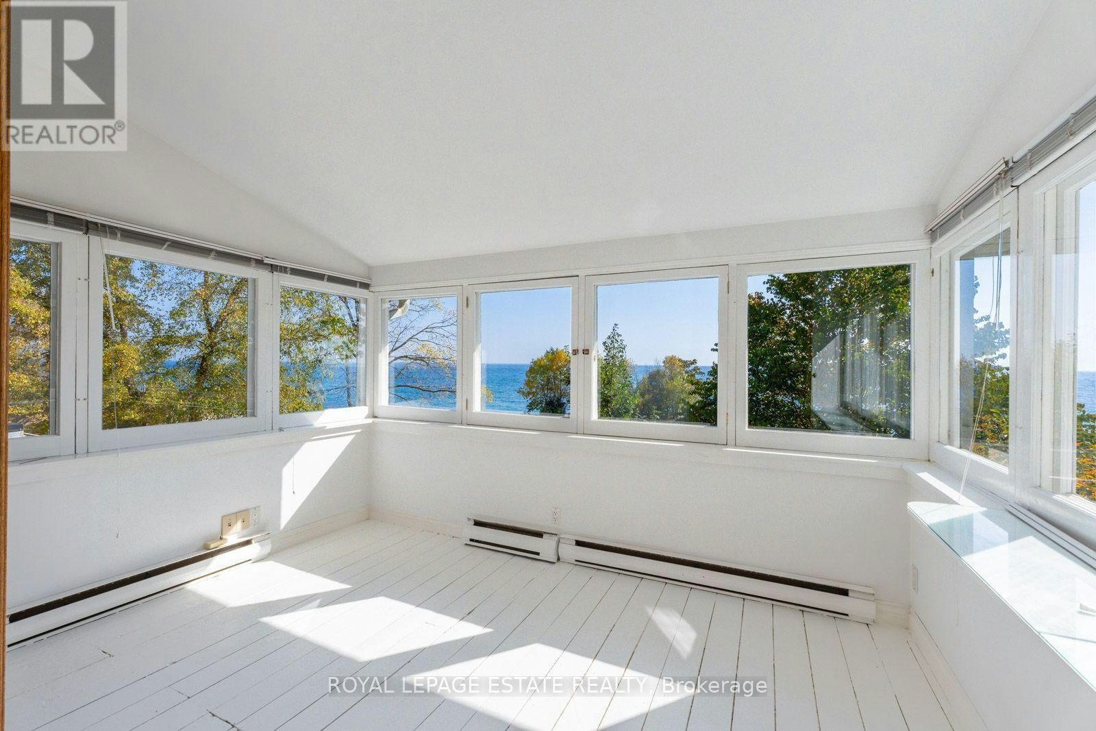 422 Lake Front, Toronto, ON, M4E 1A8 - 44