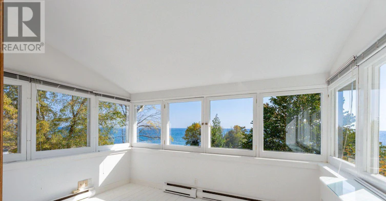 422 Lake Front, Toronto, ON, M4E 1A8 - 44