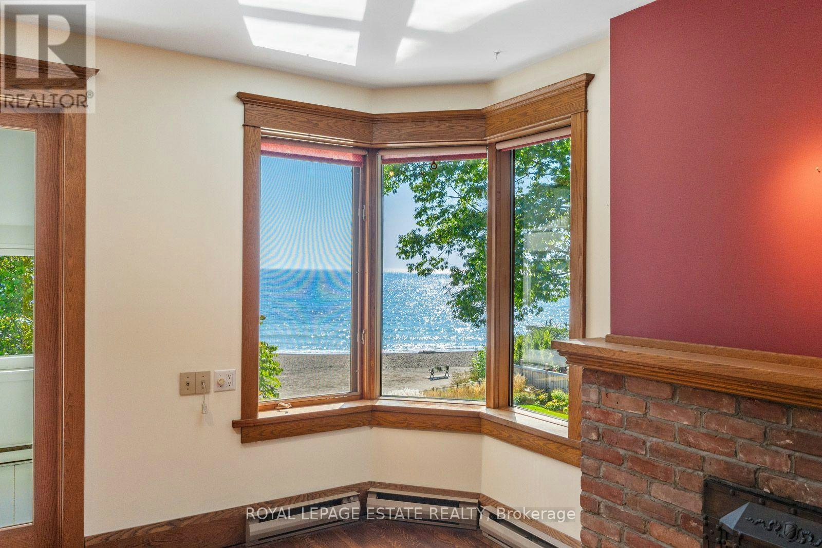 422 Lake Front, Toronto, ON, M4E 1A8 - 38