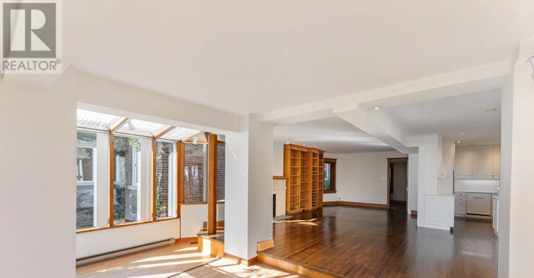 422 Lake Front, Toronto, ON, M4E 1A8 - 27