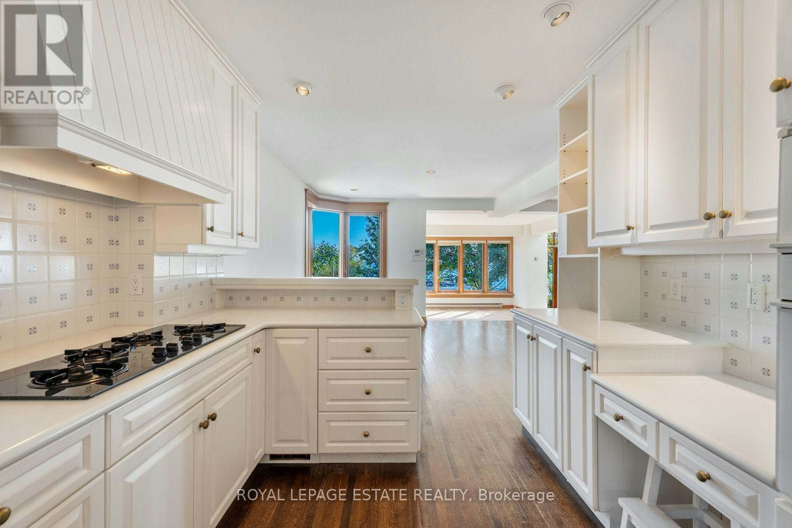 422 Lake Front, Toronto, ON, M4E 1A8 - 30