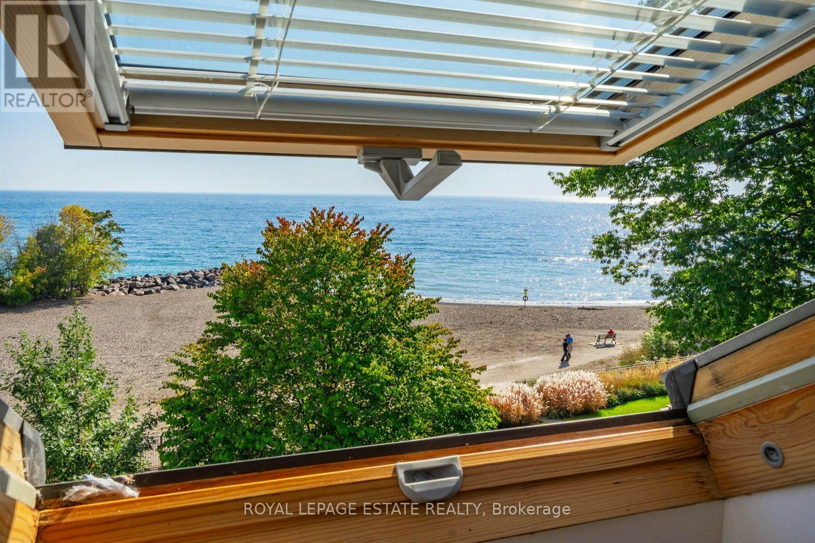 422 Lake Front, Toronto, ON, M4E 1A8 - 47
