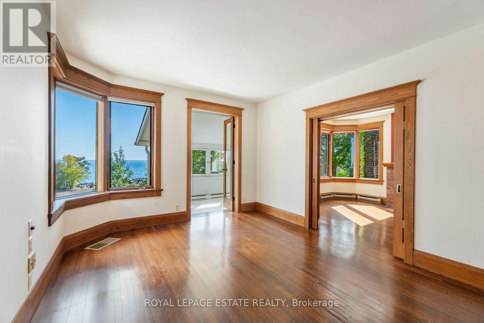 422 Lake Front, Toronto, ON, M4E 1A8 - 39