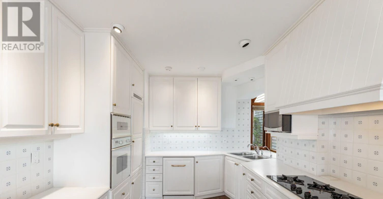 422 Lake Front, Toronto, ON, M4E 1A8 - 31