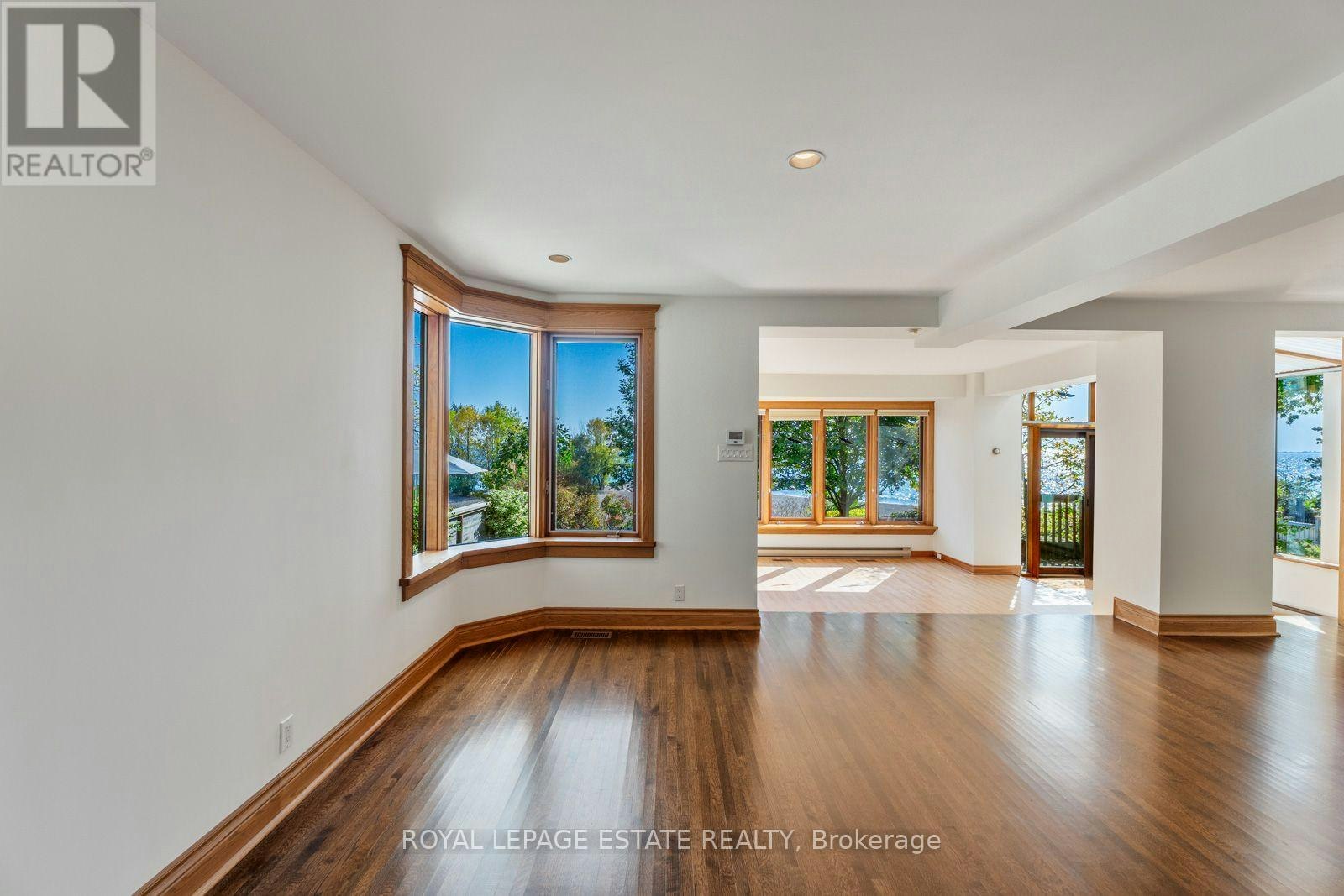 422 Lake Front, Toronto, ON, M4E 1A8 - 29
