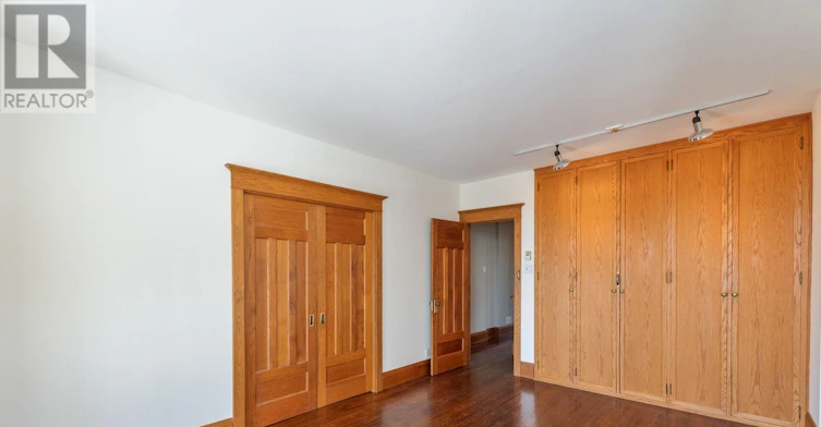 422 Lake Front, Toronto, ON, M4E 1A8 - 42