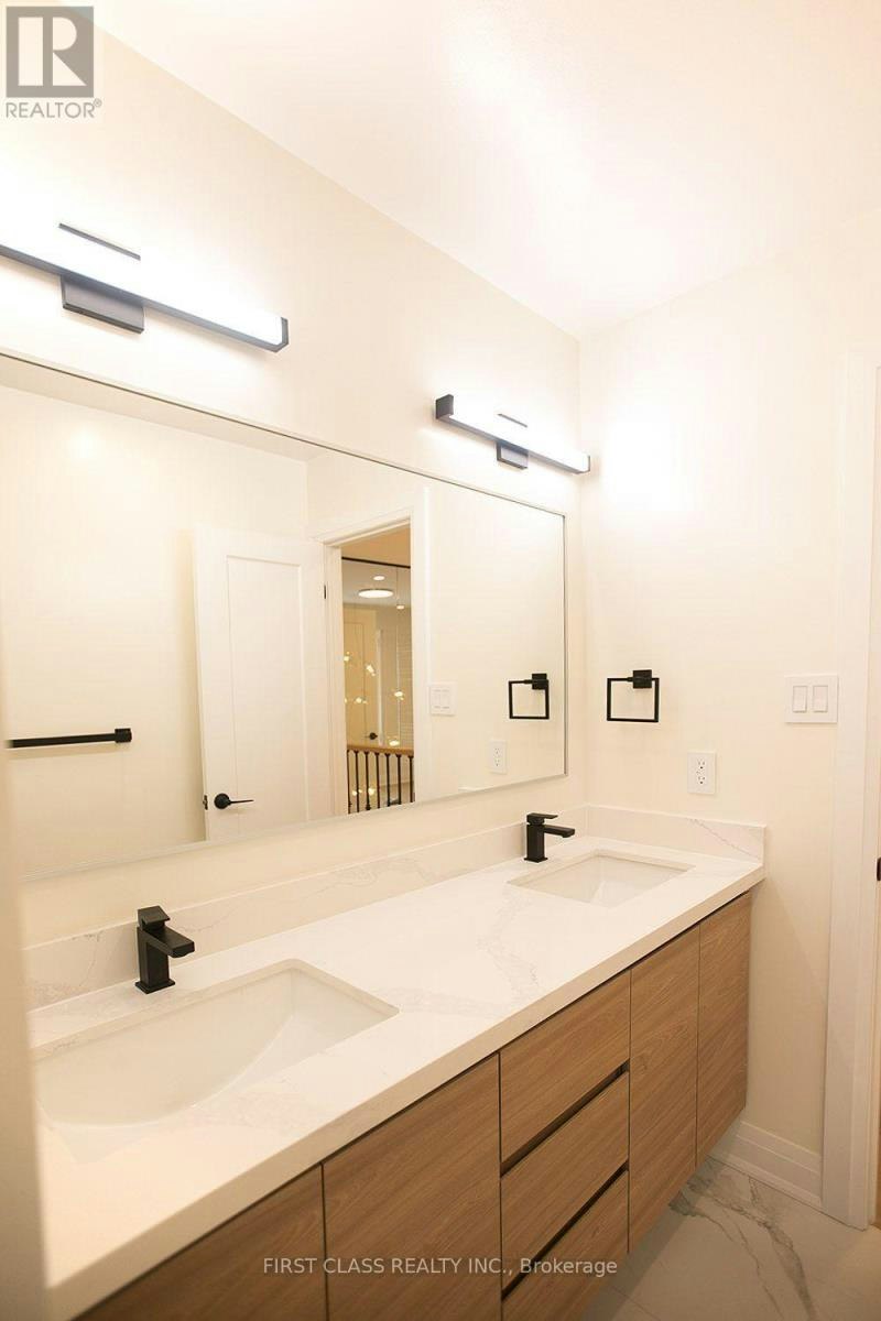 59 Longbow Square, Toronto, ON, M1W 2W6 - 34