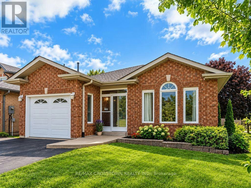1 Lang Drive, Barrie, ON, L4N 7X9