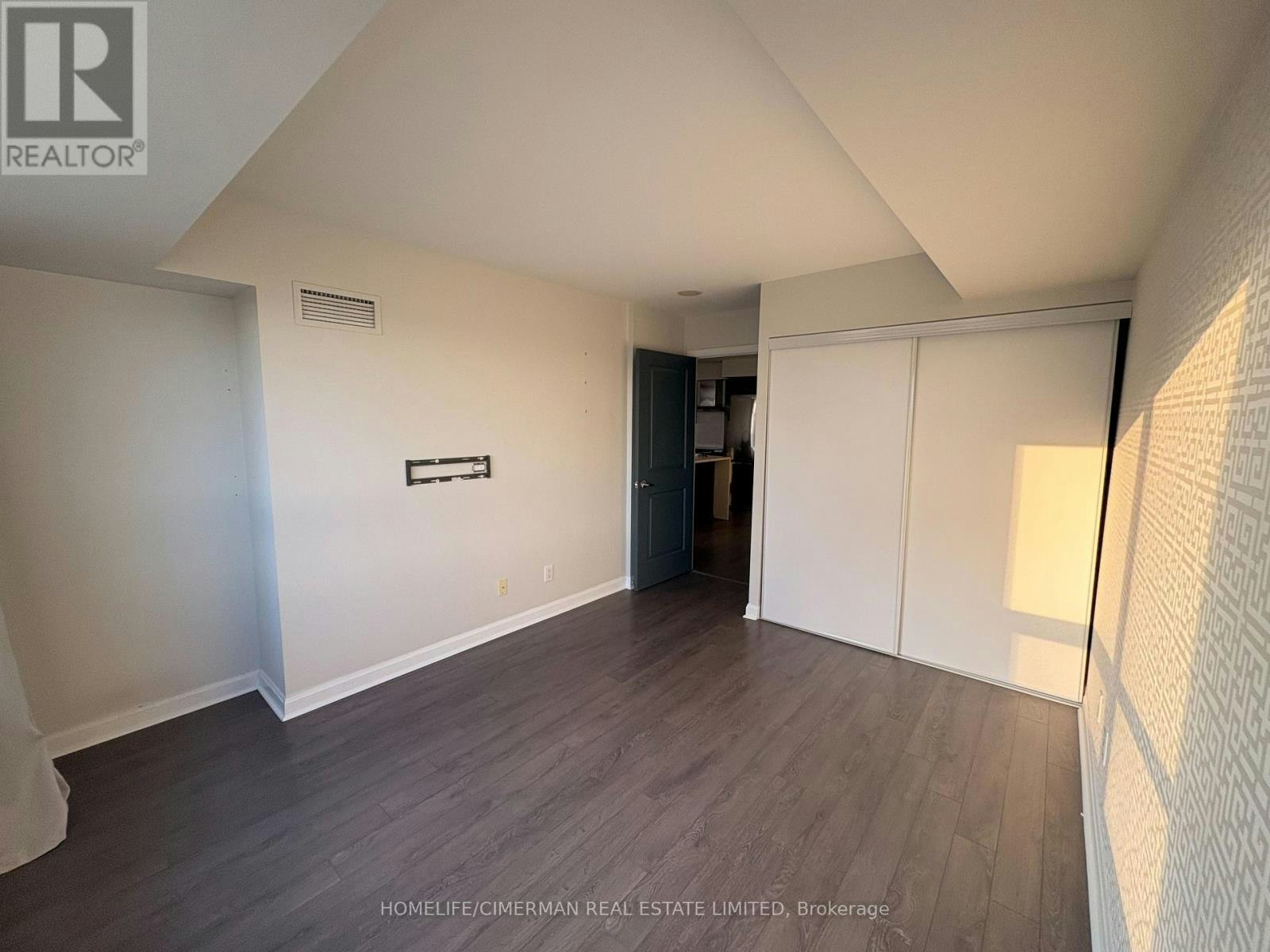 1808-1 Michael Power Place, Toronto, ON, M9A 0A1 - 4