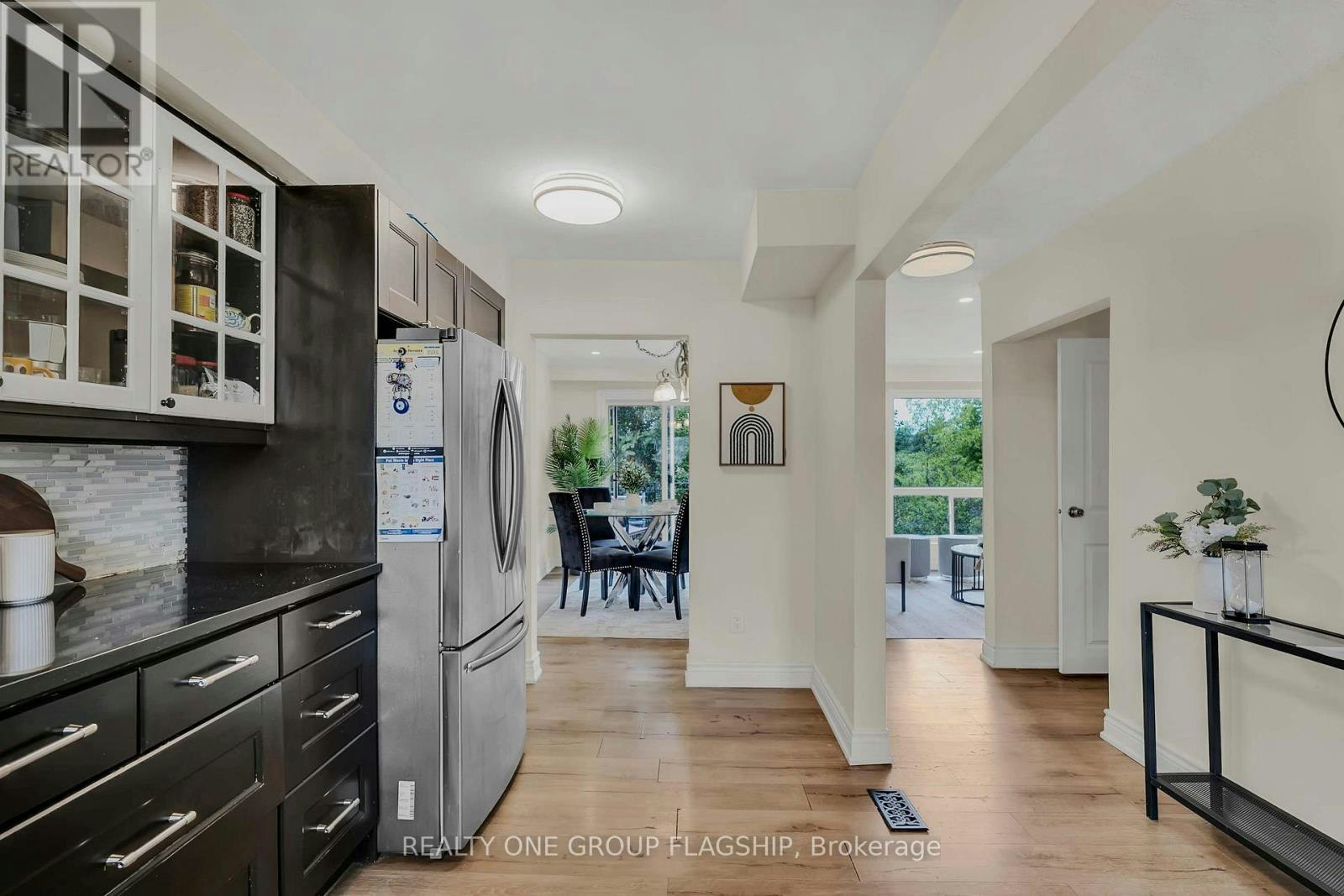 12 Azalea Court, Toronto, ON, M9M 1V1 - 10