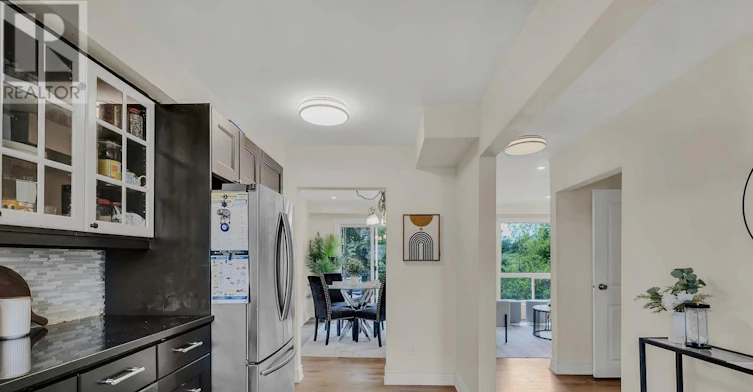 12 Azalea Court, Toronto, ON, M9M 1V1 - 10