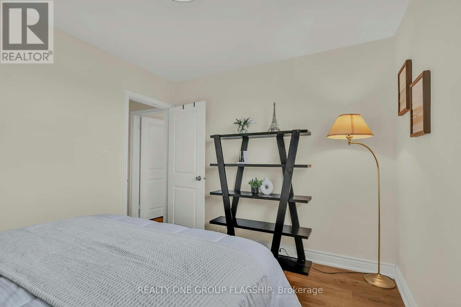 12 Azalea Court, Toronto, ON, M9M 1V1 - 15