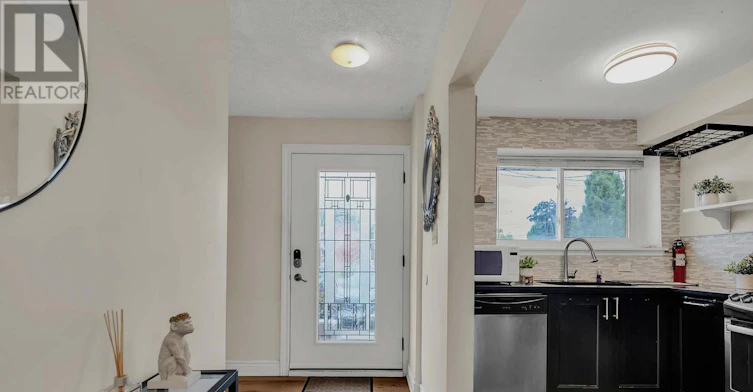 12 Azalea Court, Toronto, ON, M9M 1V1 - 7