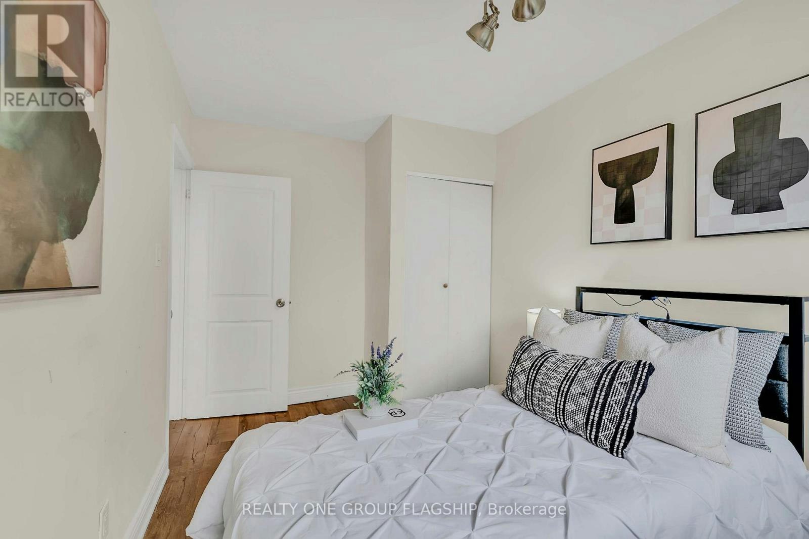12 Azalea Court, Toronto, ON, M9M 1V1 - 18