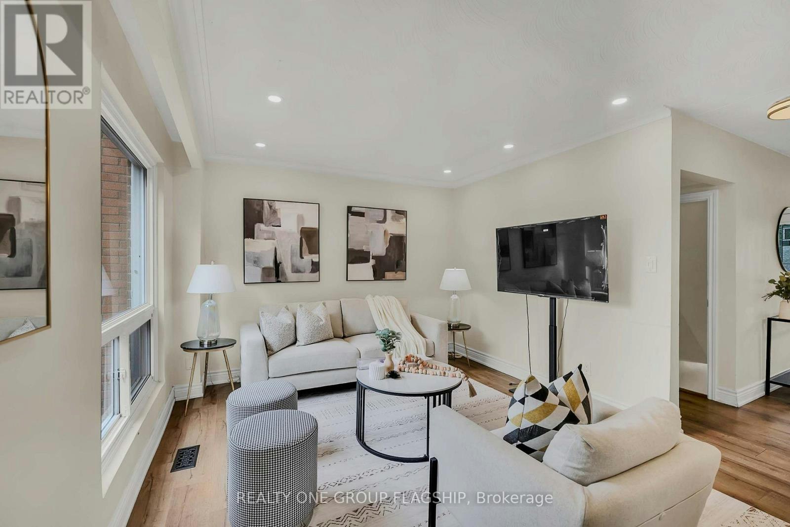 12 Azalea Court, Toronto, ON, M9M 1V1 - 17