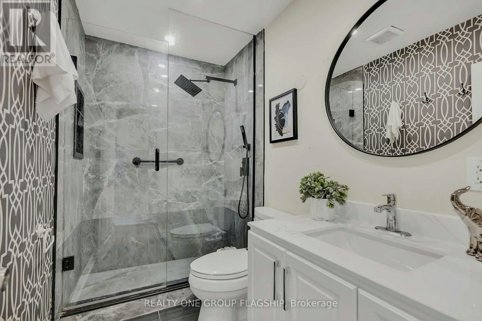 12 Azalea Court, Toronto, ON, M9M 1V1 - 19