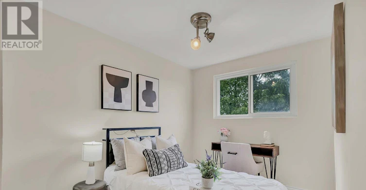 12 Azalea Court, Toronto, ON, M9M 1V1 - 16