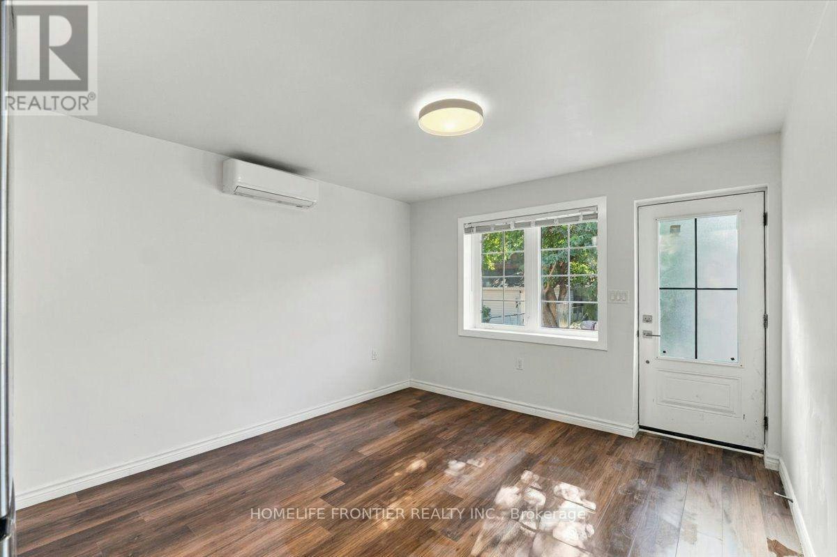 3-99 Regent Road, Toronto, ON, M3K 1H2 - 4