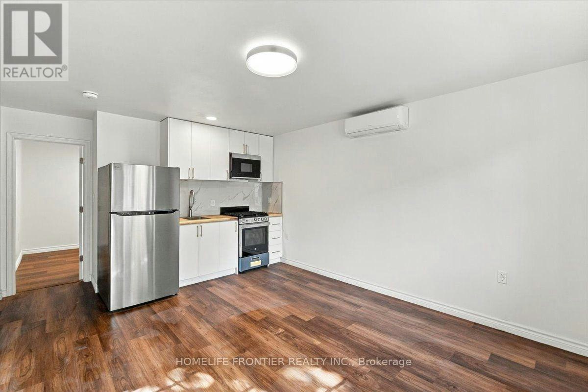 3-99 Regent Road, Toronto, ON, M3K 1H2 - 3