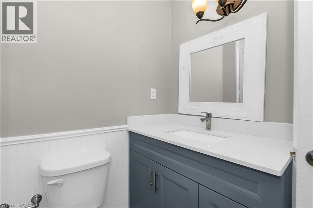 16 Glebe Court, Hamilton, ON, L9C 6B1 - 11