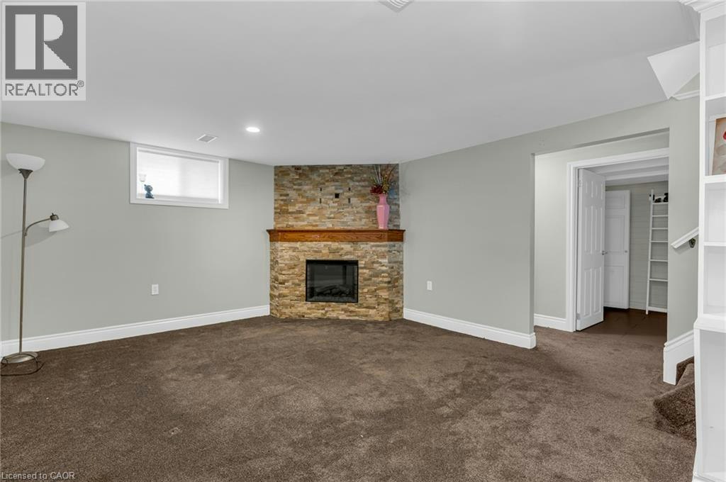 16 Glebe Court, Hamilton, ON, L9C 6B1 - 14